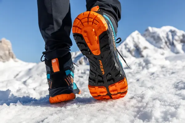 Scarpa Rush Trk Gore-Tex Pagoda Blue Mango Bocanci Drumetie Femei