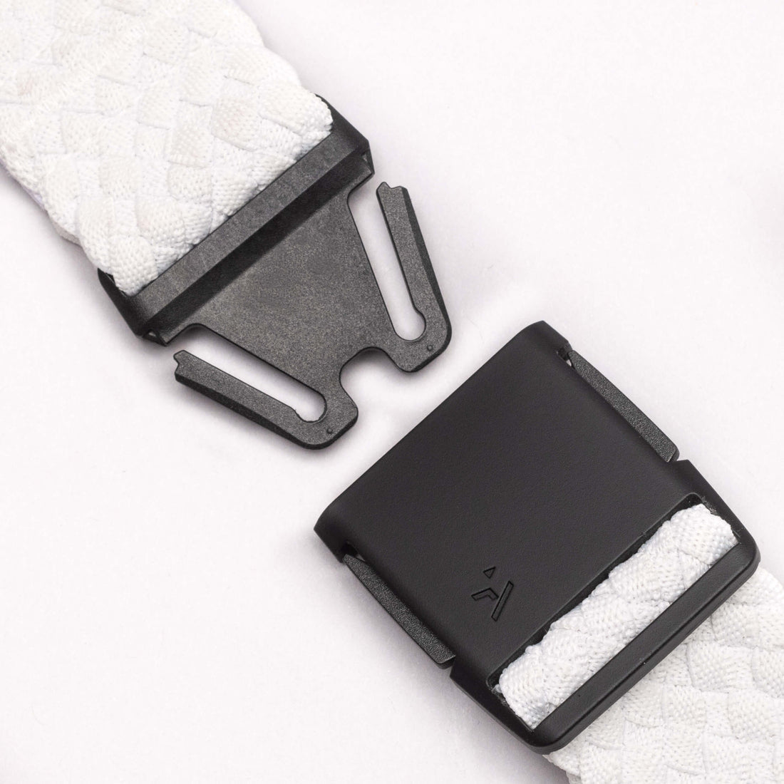 Curea Arcade FUTUREWEAVE White