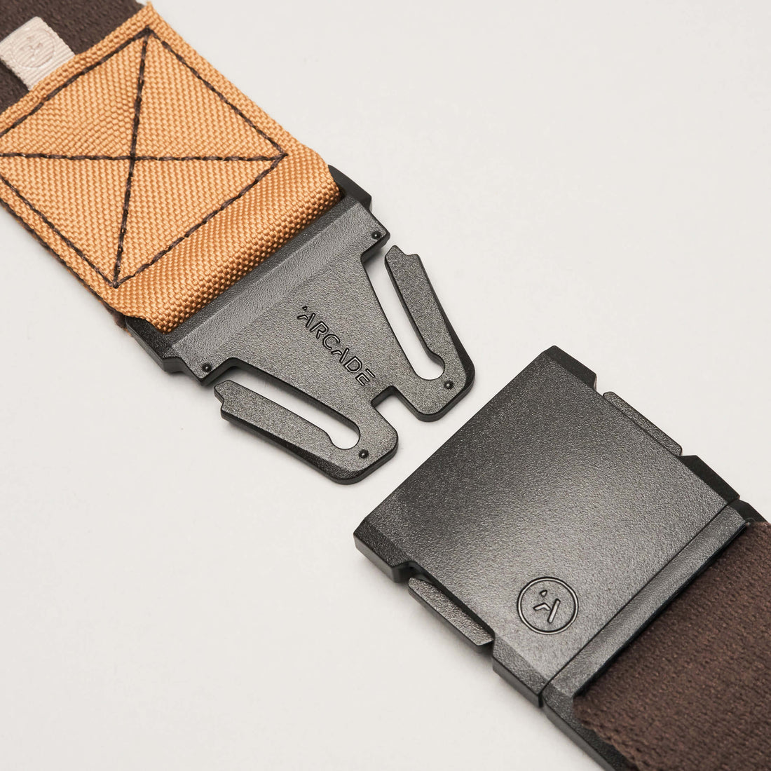Curea Arcade RIDGE Brown Oat