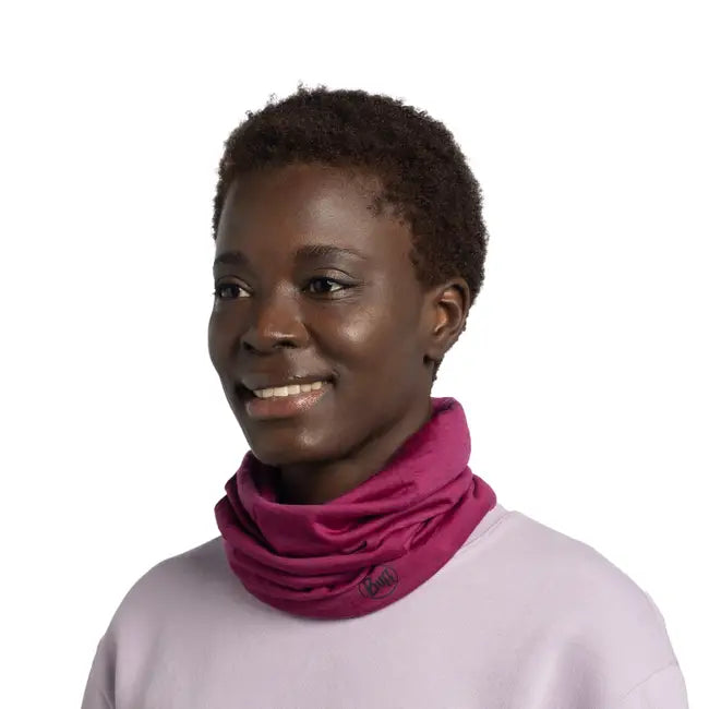 Light Weight merino wool Solid Magenta