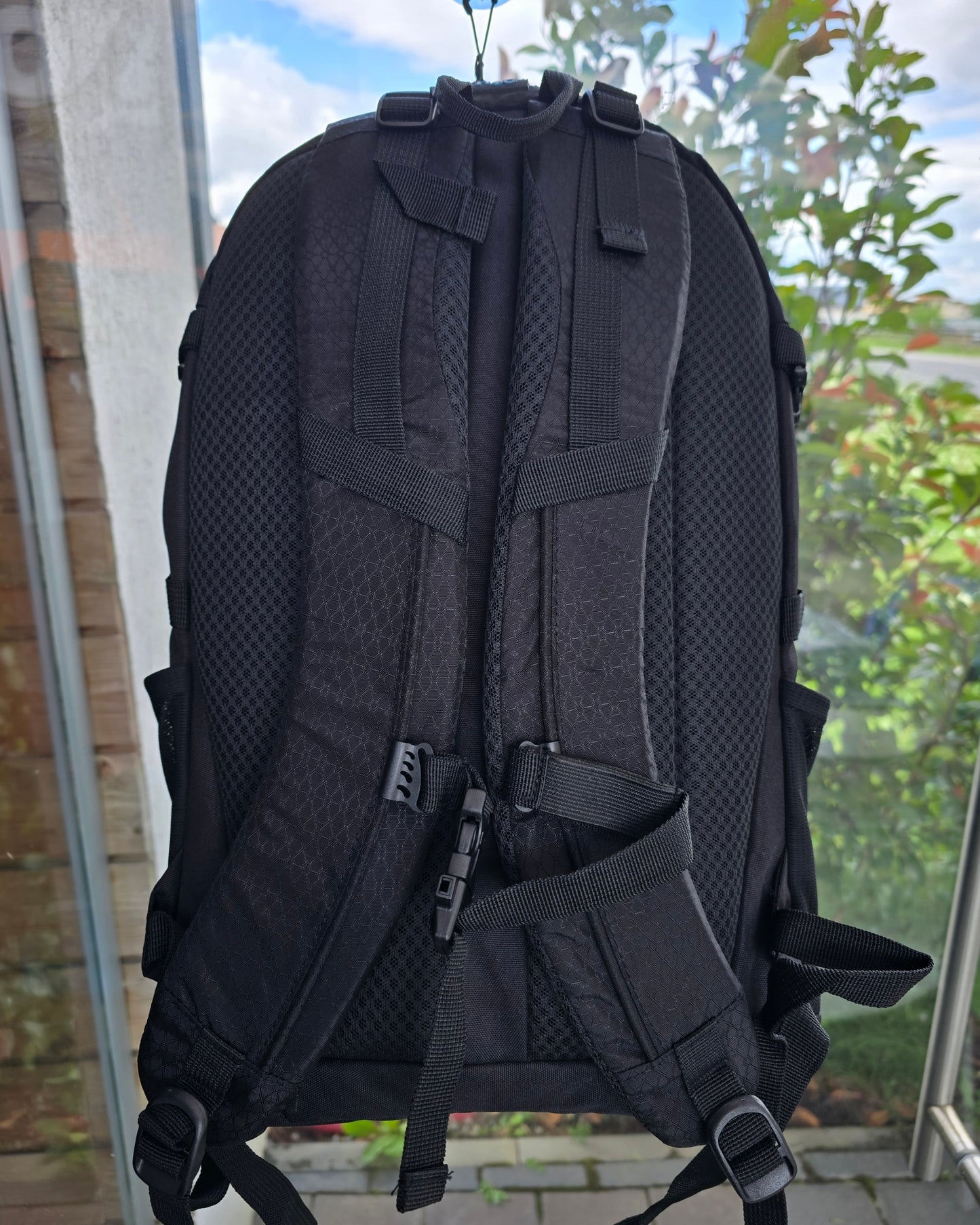Rucsac trekking & hiking SpherePro Adventure 22L – Black
