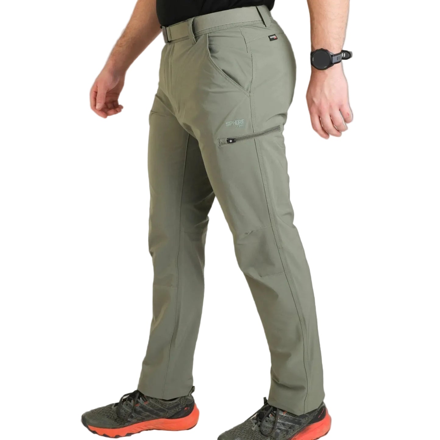 Pantaloni outdoor bărbați SpherePro Harney alga/verde– rezistenți, respirabili și hidrofobi, cu buzunare multiple și talie reglabilă. Ideali pentru trekking și aventuri