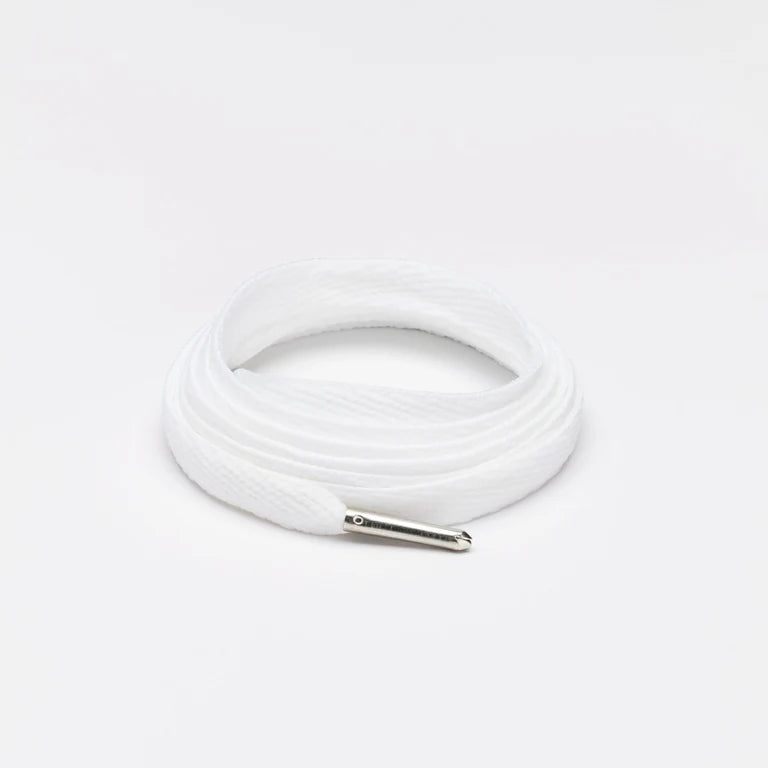 Sireturi Mr. Lacy FLATTIES  METAL TIPS White Silver 130CM
